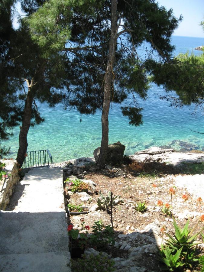 Seaside Secluded Apartments Cove Torac, Hvar - 575 Gdinj Экстерьер фото